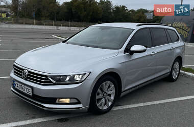 Универсал Volkswagen Passat 2015 в 
