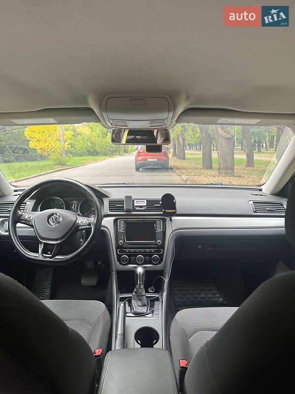Седан Volkswagen Passat 2018 в Кривом Роге фото 7 Седан Volkswagen Passat 2018 в Кривом Роге