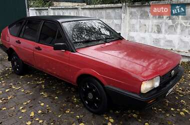 Хэтчбек Volkswagen Passat 1986 в Надворной