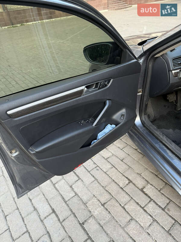 Седан Volkswagen Passat 2016 в Сумах