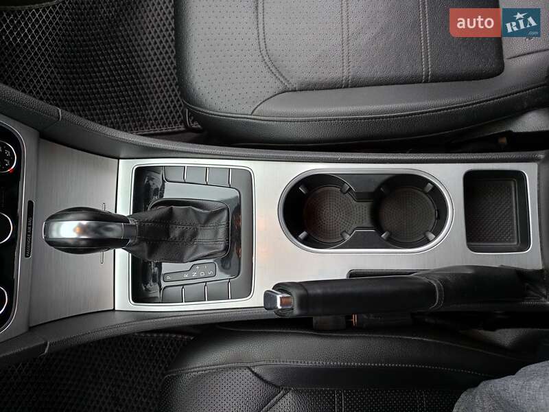 Седан Volkswagen Passat 2012 в Шепетівці