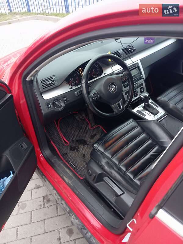 Универсал Volkswagen Passat 2009 в Львове