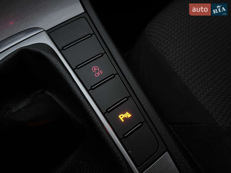 Универсал Volkswagen Passat 2014 в Василькове