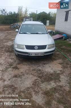 Універсал Volkswagen Passat 1998 в Вишгороді