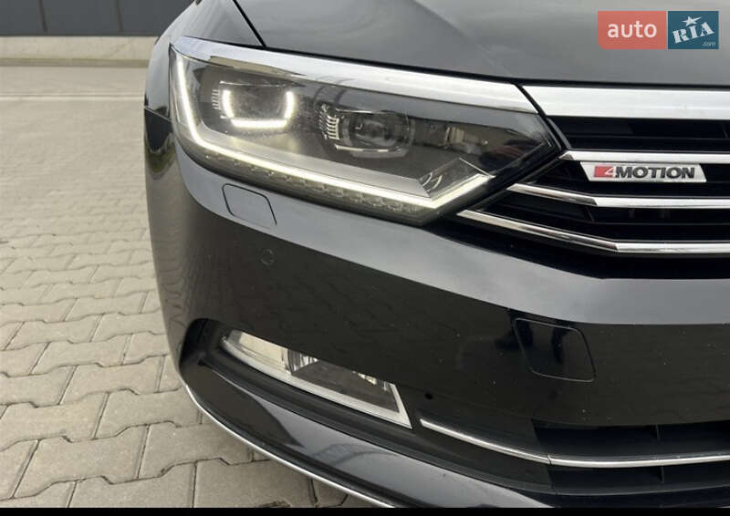 Седан Volkswagen Passat 2015 в Кременчуге