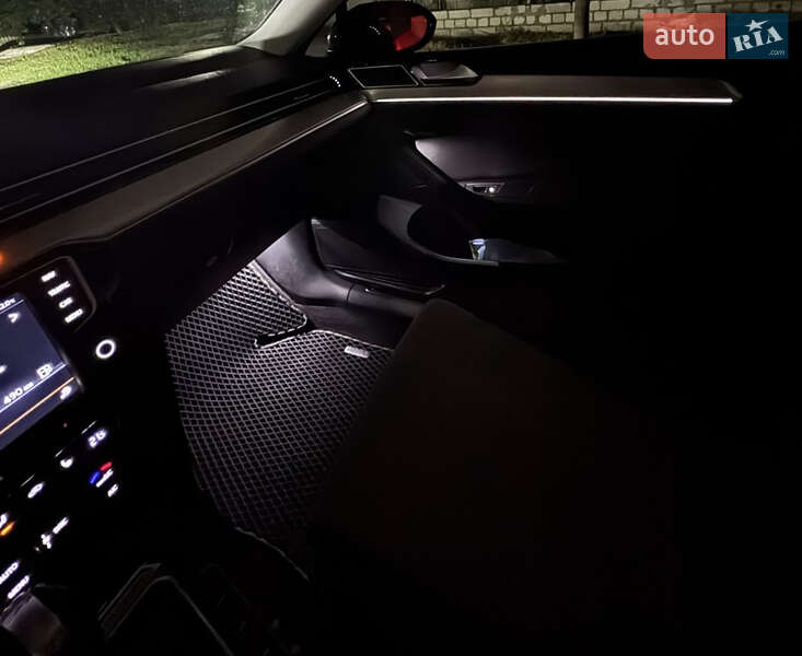 Седан Volkswagen Passat 2015 в Кременчуге