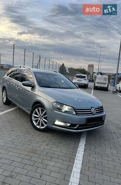 Универсал Volkswagen Passat 2012 в Первомайске
