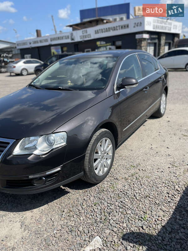 Седан Volkswagen Passat 2007 в Владимирце