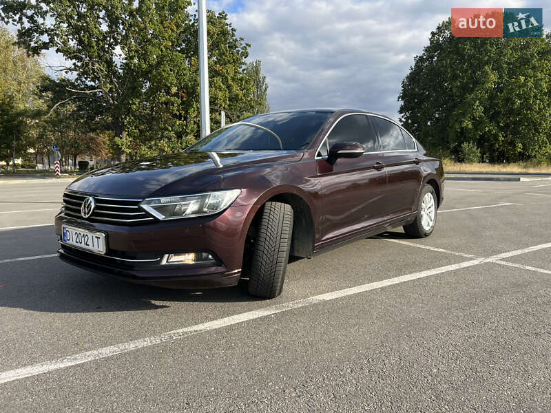 Седан Volkswagen Passat 2016 в Кропивницькому