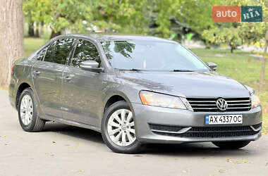 Седан Volkswagen Passat 2014 в Харкові