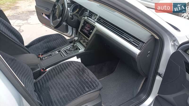 Універсал Volkswagen Passat 2016 в Тернополі