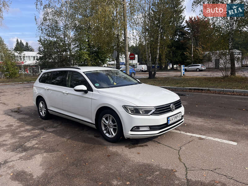 Универсал Volkswagen Passat 2015 в Житомире фото 8 Универсал Volkswagen Passat 2015 в Житомире