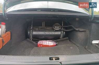 Седан Volkswagen Passat 1995 в 