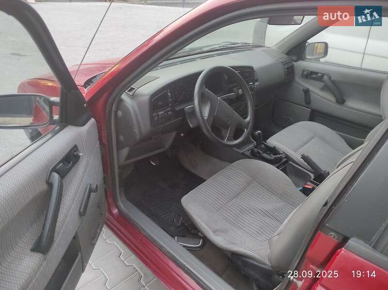 Універсал Volkswagen Passat 1993 в Івано-Франківську