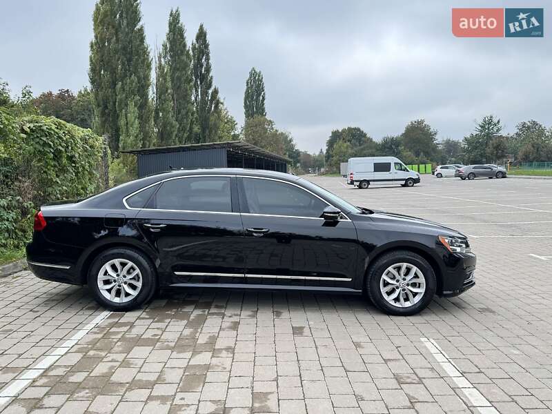 Седан Volkswagen Passat 2016 в Луцьку