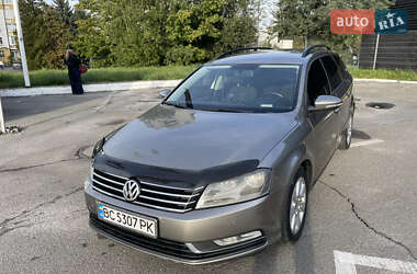 Универсал Volkswagen Passat 2013 в Львове