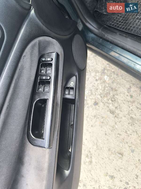 Седан Volkswagen Passat 2001 в Львове фото 6 Седан Volkswagen Passat 2001 в Львове