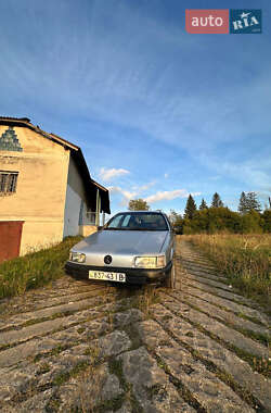 Седан Volkswagen Passat 1991 в Львове