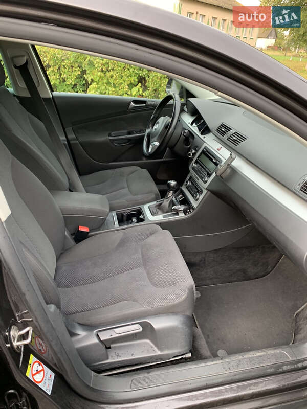 Универсал Volkswagen Passat 2010 в Дерно фото 16 Универсал Volkswagen Passat 2010 в Дерно