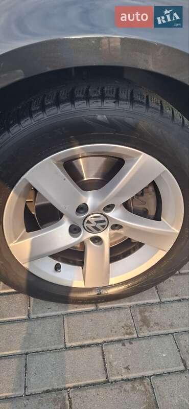 Седан Volkswagen Passat 2014 в Киеве фото 15 Седан Volkswagen Passat 2014 в Киеве