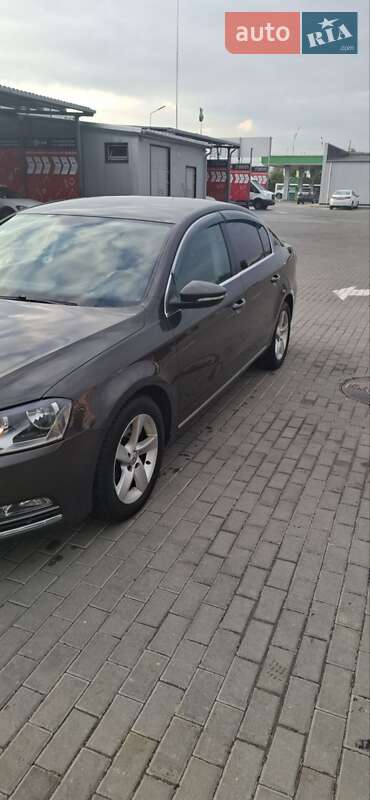 Седан Volkswagen Passat 2014 в Киеве фото 18 Седан Volkswagen Passat 2014 в Киеве