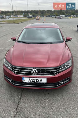 Седан Volkswagen Passat 2018 в 