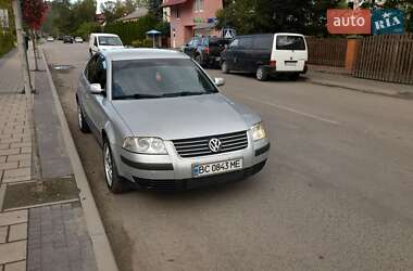 Седан Volkswagen Passat 2000 в Сколе