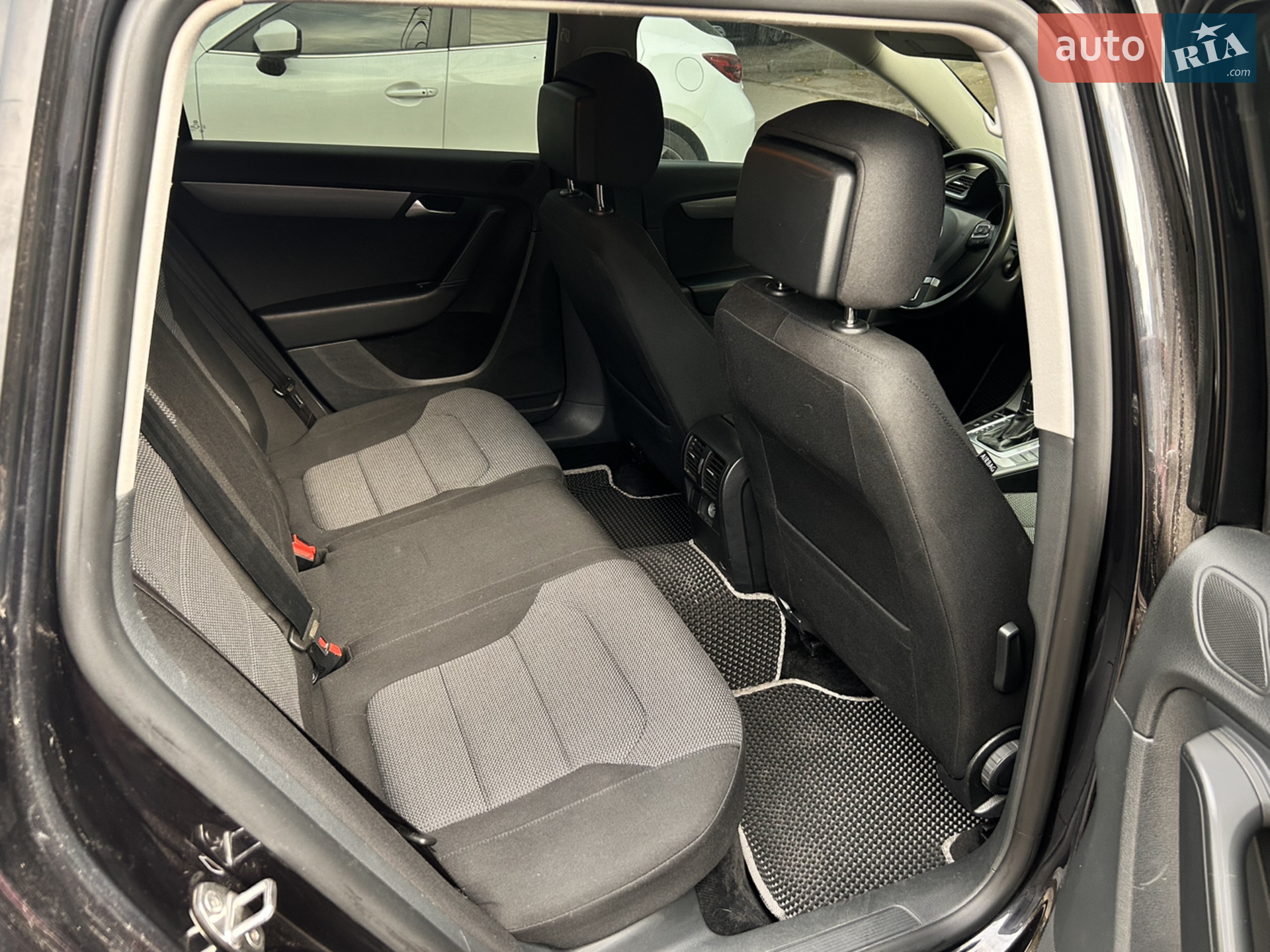 2013 Volkswagen Passat - мініатюра 16