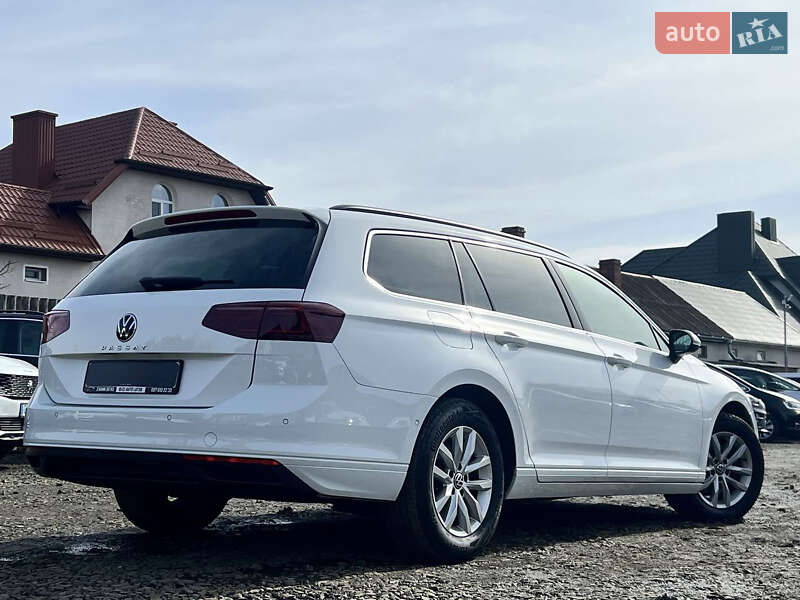 Универсал Volkswagen Passat 2021 в Луцке