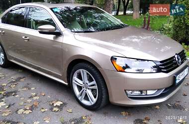 Седан Volkswagen Passat 2015 в Виннице