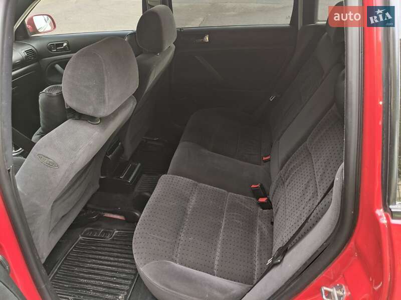Універсал Volkswagen Passat 2000 в Рівному фото 4 Універсал Volkswagen Passat 2000 в Рівному