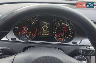 Универсал Volkswagen Passat 2011 в Запорожье