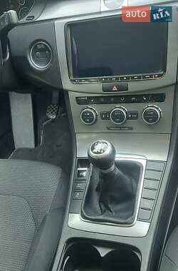 Универсал Volkswagen Passat 2011 в Запорожье