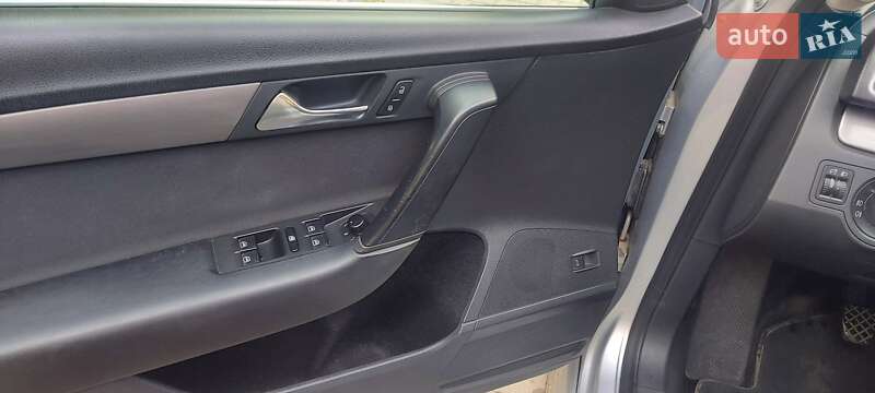 Универсал Volkswagen Passat 2011 в Запорожье