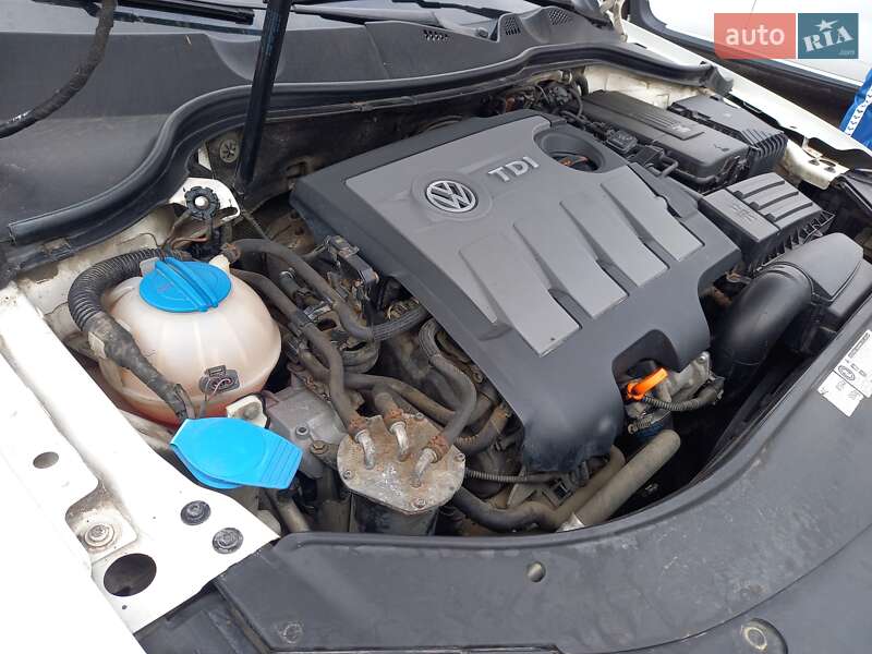 Седан Volkswagen Passat 2012 в Черкассах