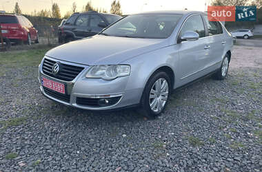 Седан Volkswagen Passat 2008 в Луцьку