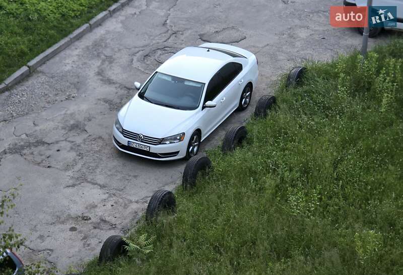 Седан Volkswagen Passat 2012 в Львове фото 32 Седан Volkswagen Passat 2012 в Львове