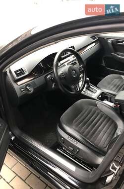 Седан Volkswagen Passat 2013 в Одесі