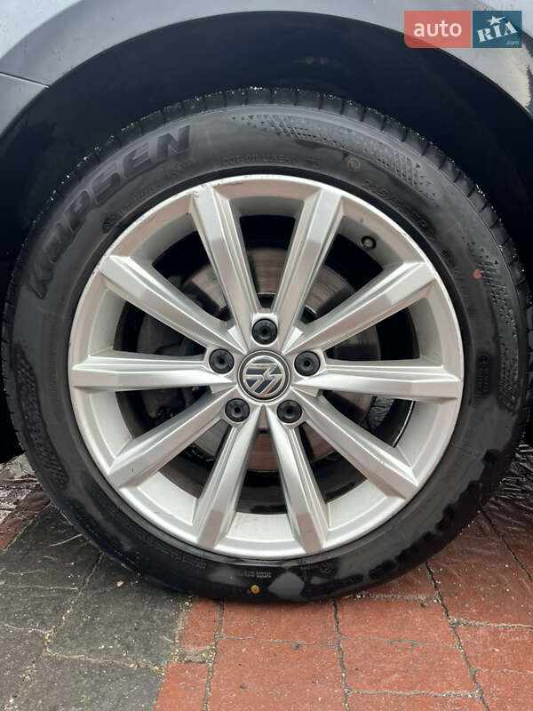 Универсал Volkswagen Passat 2016 в Тернополе