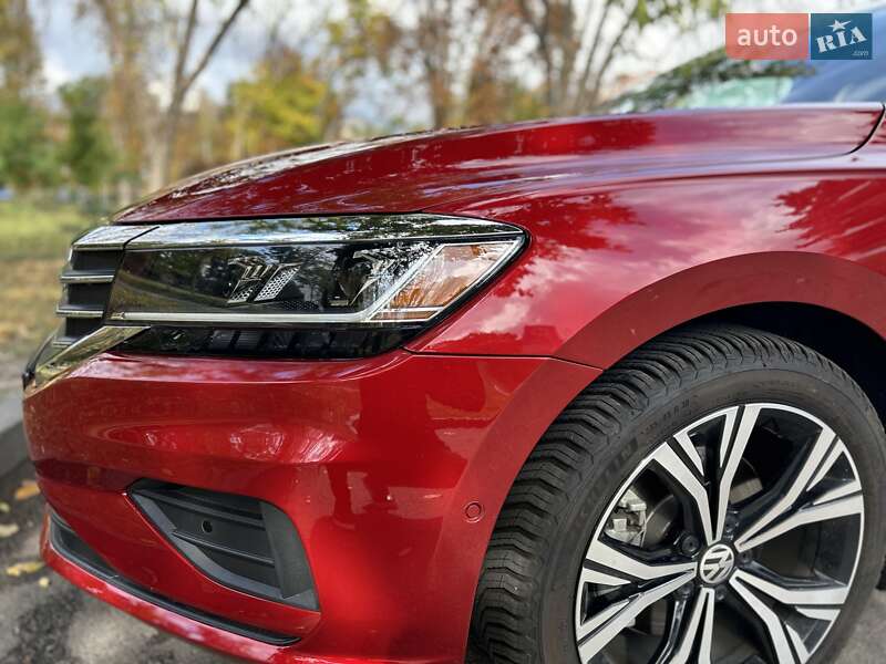 Седан Volkswagen Passat 2020 в Полтаве