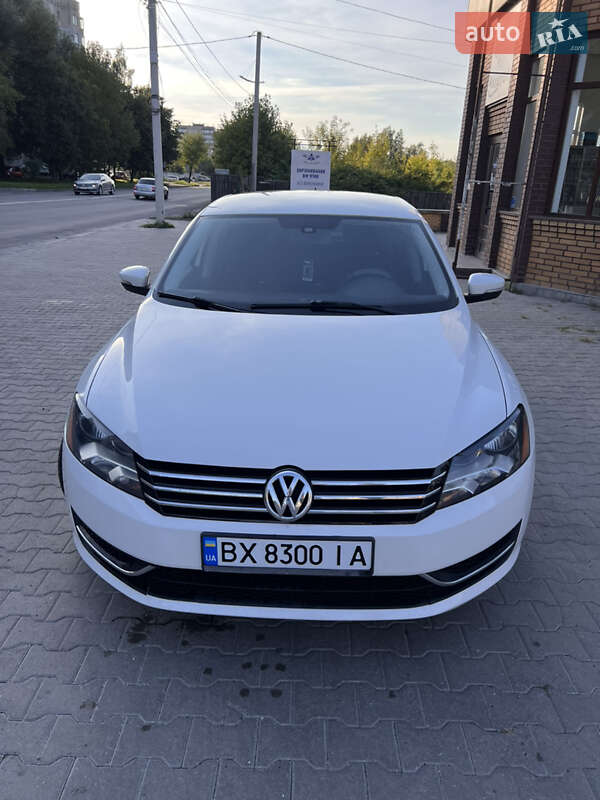 Седан Volkswagen Passat 2014 в Хмельницком