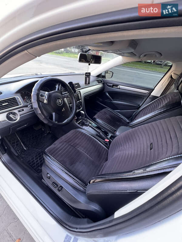 Седан Volkswagen Passat 2014 в Хмельницком