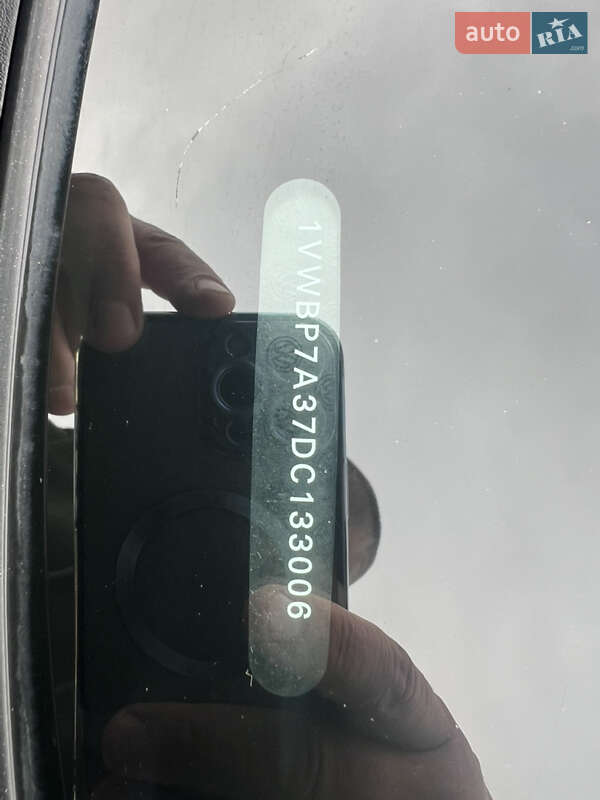 Седан Volkswagen Passat 2013 в Киеве