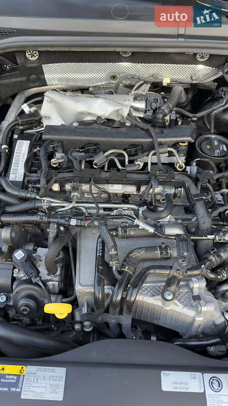 Універсал Volkswagen Passat 2019 в Заболотові