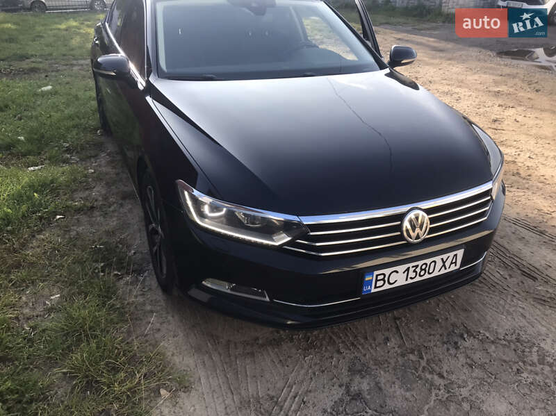 Седан Volkswagen Passat 2017 в Львові
