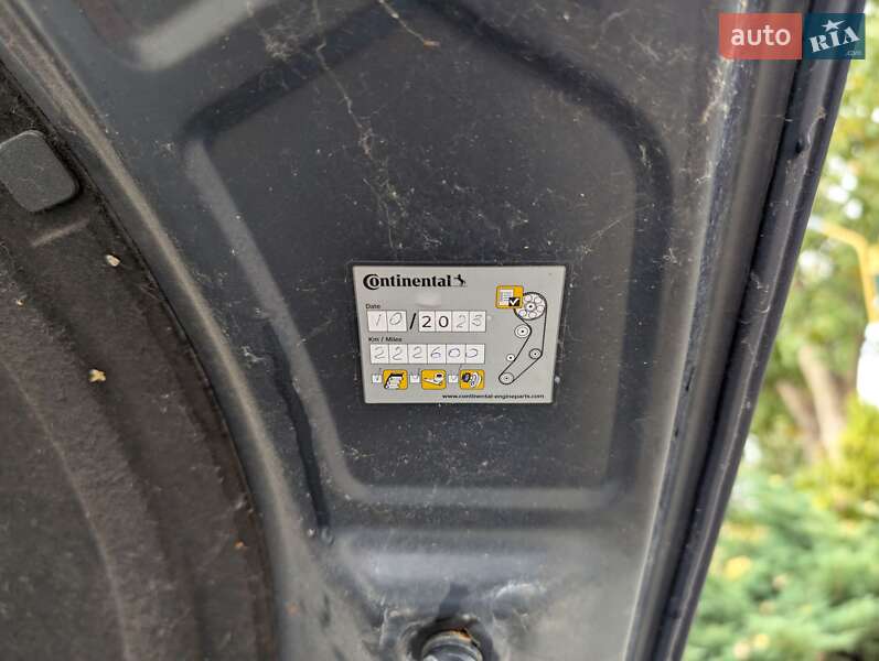 Универсал Volkswagen Passat 2018 в Киеве