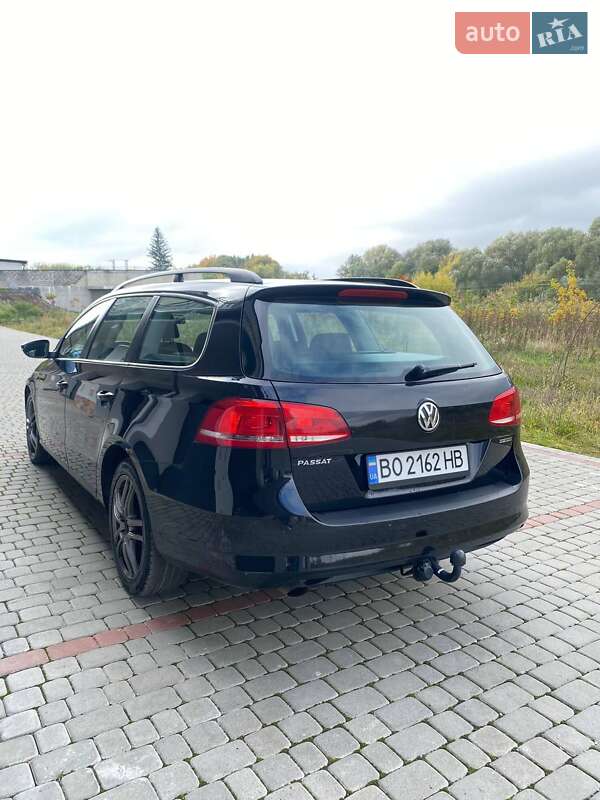 Універсал Volkswagen Passat 2013 в Тернополі