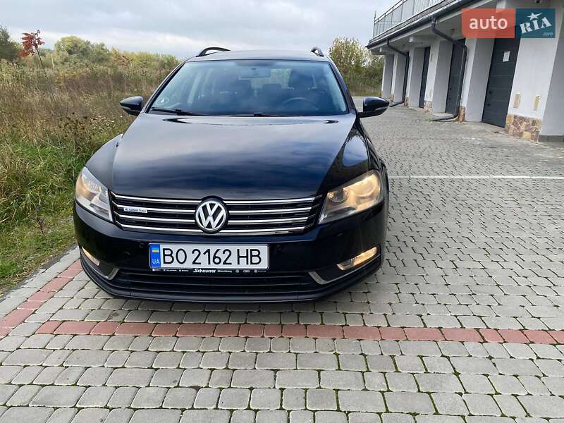 Універсал Volkswagen Passat 2013 в Тернополі
