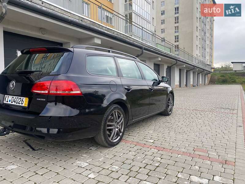 Універсал Volkswagen Passat 2013 в Тернополі
