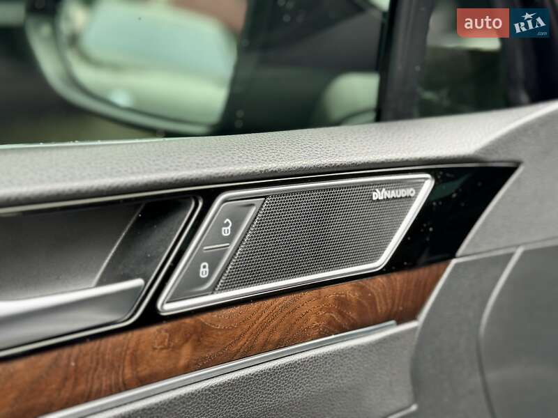 Седан Volkswagen Passat 2016 в Києві